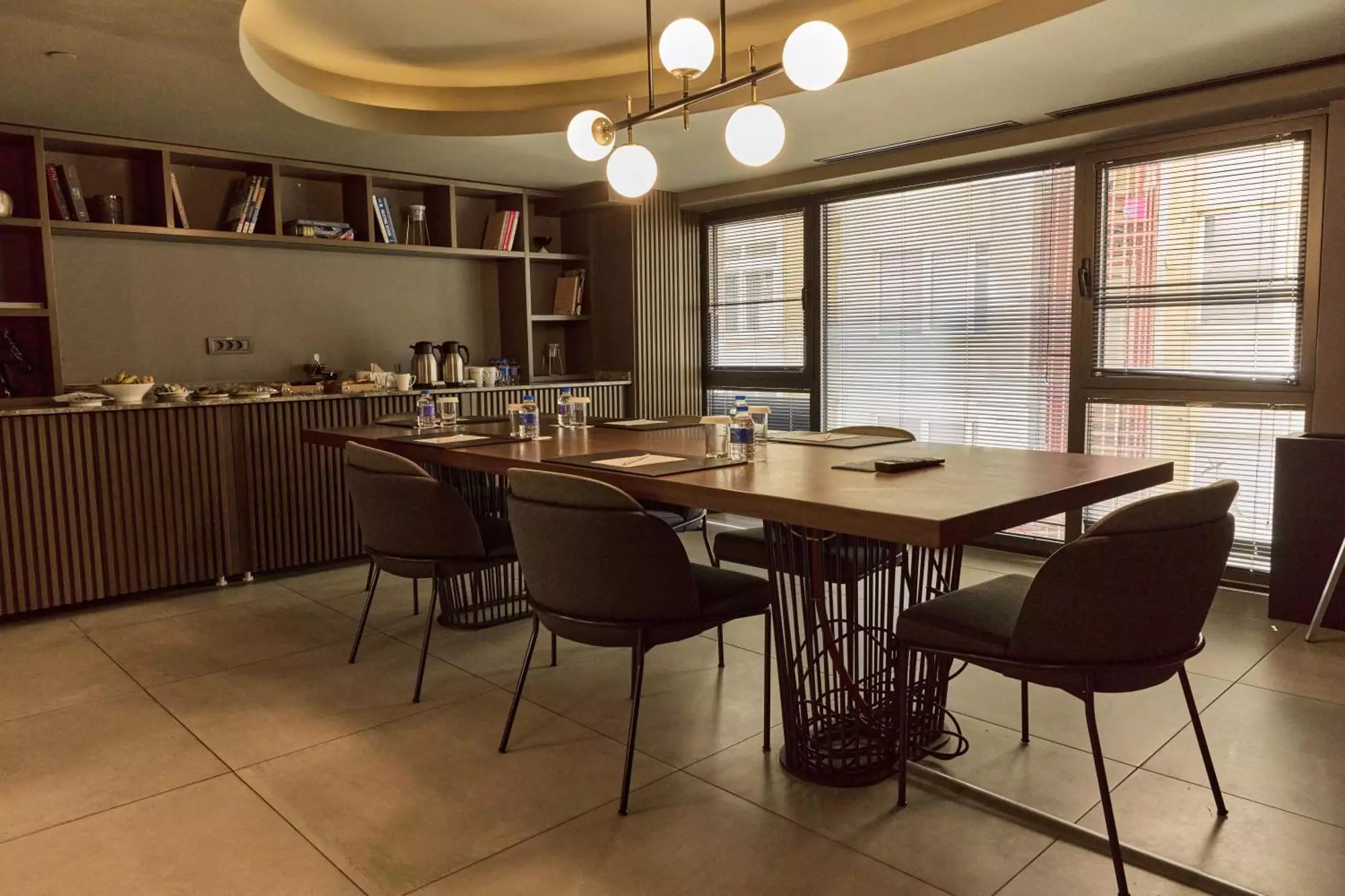 آوانتگارد شیشلی